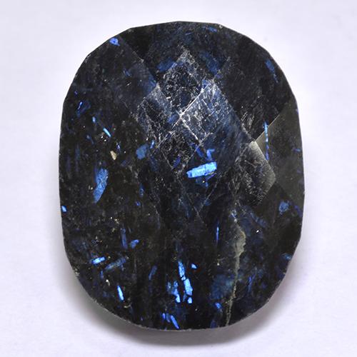 Nuummite noir naturelle coupe coussin, 28,97 ct, opaque