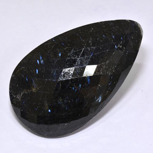 Nuummite noir naturelle en forme de poire, 45,28 ct, opaque