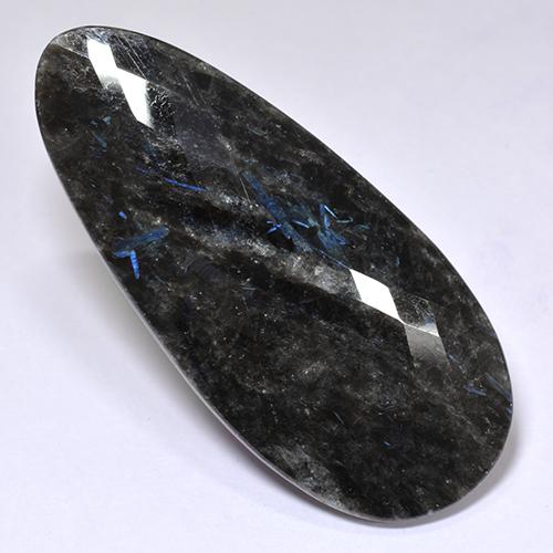 Nuummite noir naturelle en forme de poire, 41,22 ct, opaque