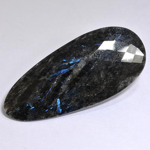 Nuummite noir naturelle en forme de poire, 41,22 ct, opaque