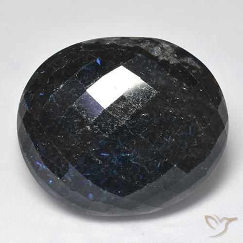 Nuummite Noir avec étincelle bleue naturelle ovale, 39.37 ct, Opaque