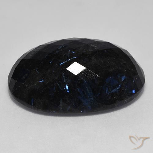 Nuummite Noir avec étincelle bleue naturelle ovale, 24.70 ct, Opaque