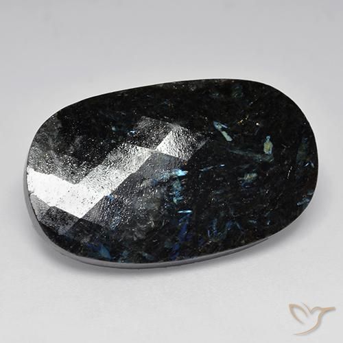 Nuummite Noir avec étincelle bleue naturelle ovale, 24.26 ct, Opaque