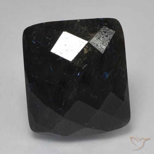 14.54ct Naturel Noir avec étincelle bleue Nuummite, Coussin, Opaque