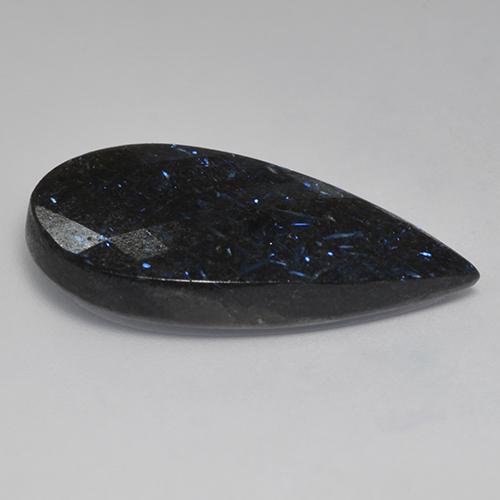 Nuummite Noir avec étincelle bleue naturelle En forme de poire, 29.44 ct, Opaque