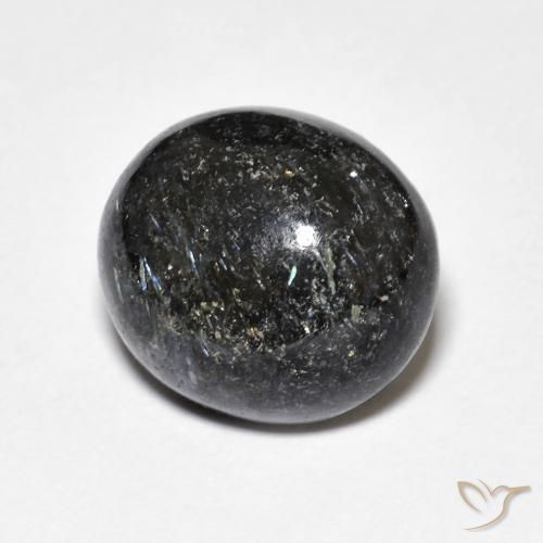 Nuummite Noire naturelle ovale, 8.16 ct, Opaque