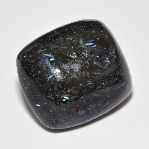 Nuummite noir naturelle coupe coussin, 17,72 ct, opaque