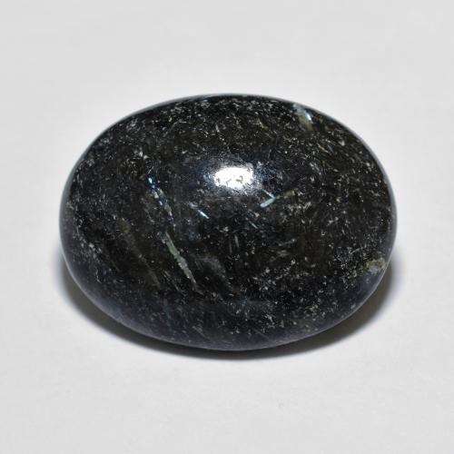 Nuummite Noir avec étincelle bleue naturelle Coupe ovale, 10.56 ct, Opaque