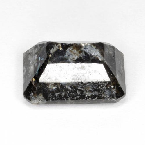 Nuummite Noir avec étincelle bleue naturelle Taille émeraude, 6.77 ct, Opaque