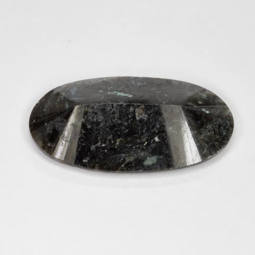 Nuummite Noir avec étincelle bleue naturelle Coupe ovale, 7.30 ct, Opaque