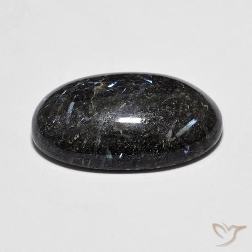Nuummite Noir avec étincelle bleue naturelle ovale, 9.75 ct, Opaque