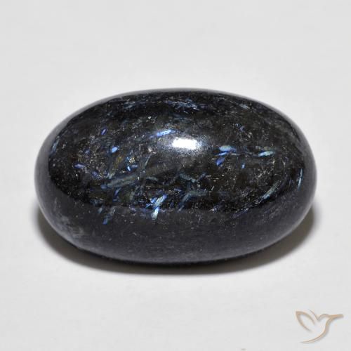 16.43ct Naturel Noir avec étincelle bleue Nuummite, ovale, Opaque