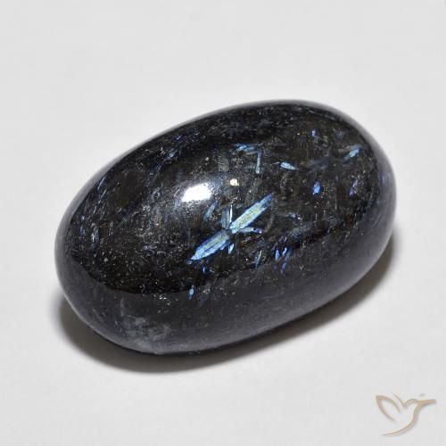 Nuummite Noir avec étincelle bleue naturelle ovale, 16.43 ct, Opaque