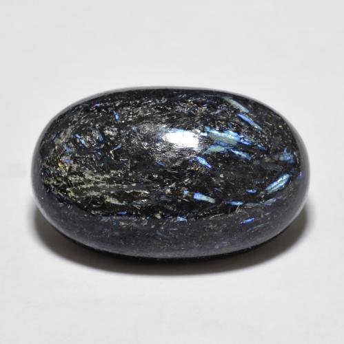Nuummite noir naturelle coupe ovale, 11,98 ct, opaque