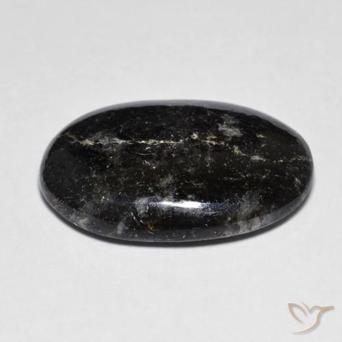 Nuummite Noir avec étincelle bleue naturelle ovale, 13.80 ct, Opaque