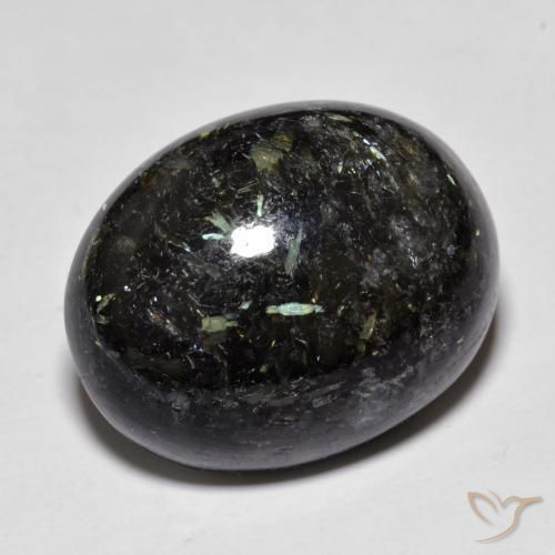 Nuummite Noir avec étincelle bleue naturelle ovale, 22.36 ct, Opaque