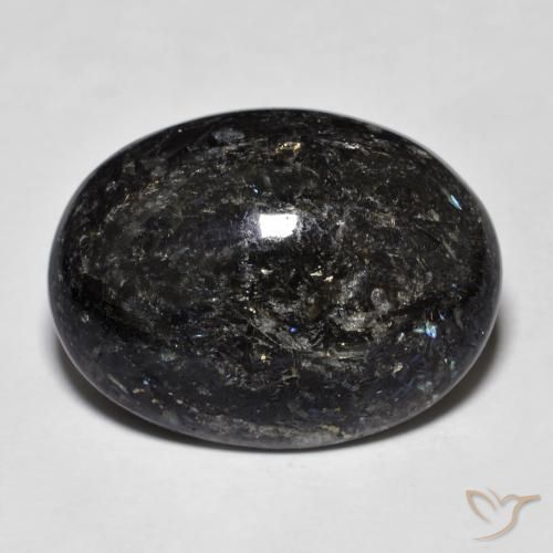 19.33ct Naturel Noir avec étincelle bleue Nuummite, ovale, Opaque