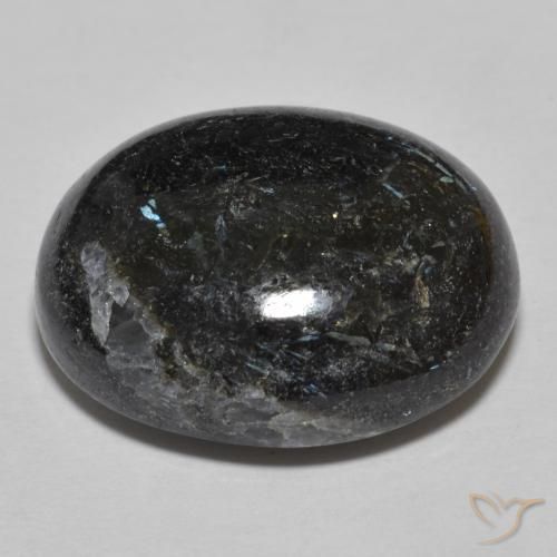 Nuummite Noir avec étincelle bleue naturelle ovale, 24.48 ct, Opaque