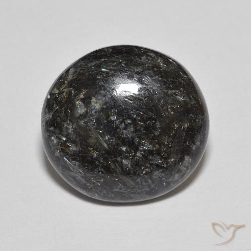 6.17ct Naturel Noir avec étincelle bleue Nuummite, ovale, Opaque