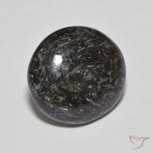 Nuummite Noir avec étincelle bleue naturelle ovale, 6.17 ct, Opaque