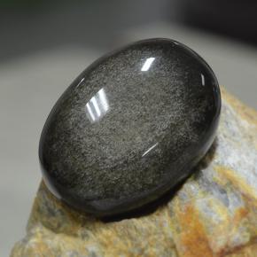 Obsidienne noir naturelle coupe ovale, 31,38 ct, opaque