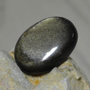 Obsidienne noir naturelle coupe ovale, 30,72 ct, opaque