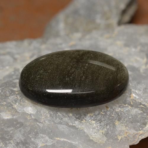Obsidienne noir naturelle coupe ovale, 26,24 ct, opaque