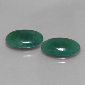 Achetez naturel ct vert jade d'omphacite gems, coupe ovale, en provenance cambodge chez gemselect. en stock, livraison internationale!