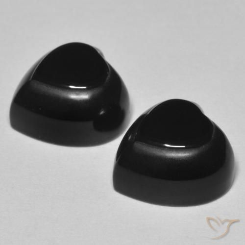 Shop natural 8.67ct Noire Onyx gems, Cœur, from Sri Lanka at GemSelect. In stock, global shipping!