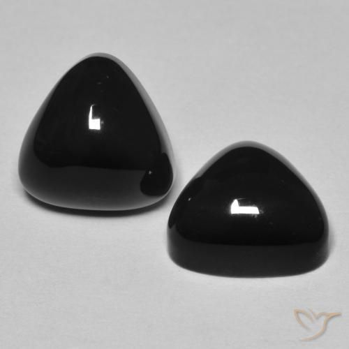 Shop natural 6.69ct Noire Onyx gems, Trillion, from Sri Lanka at GemSelect. In stock, global shipping!