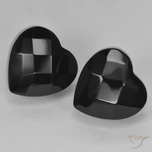 Shop natural 8.90ct Noire Onyx gems, Cœur, from Sri Lanka at GemSelect. In stock, global shipping!