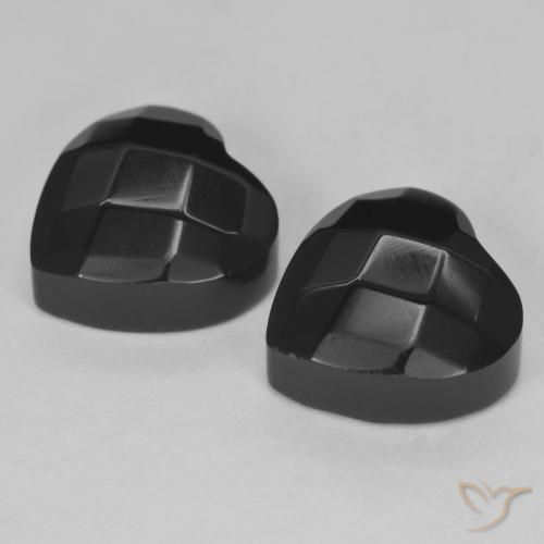 Shop natural 8.61ct Noire Onyx gems, Cœur, from Sri Lanka at GemSelect. In stock, global shipping!