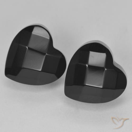 Shop natural 8.71ct Noire Onyx gems, Cœur, from Sri Lanka at GemSelect. In stock, global shipping!