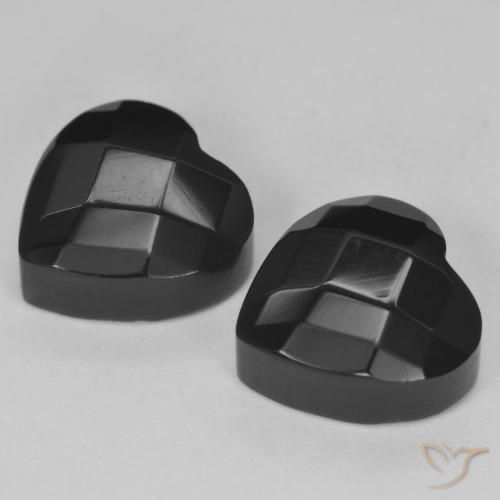 Shop natural 8.71ct Noire Onyx gems, Cœur, from Sri Lanka at GemSelect. In stock, global shipping!