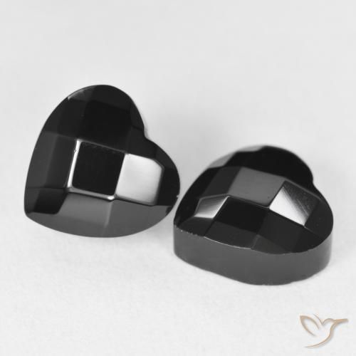 Shop natural 8.50ct Noire Onyx gems, Cœur, from Sri Lanka at GemSelect. In stock, global shipping!