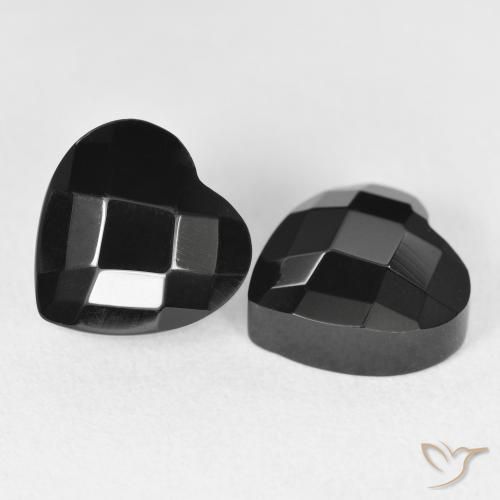 Shop natural 8.52ct Noire Onyx gems, Cœur, from Sri Lanka at GemSelect. In stock, global shipping!