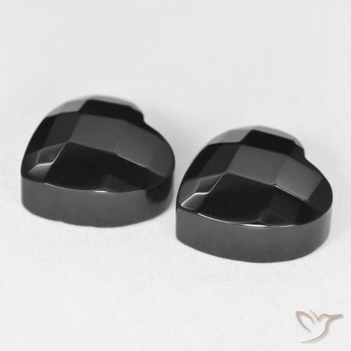 Shop natural 8.66ct Noire Onyx gems, Cœur, from Sri Lanka at GemSelect. In stock, global shipping!