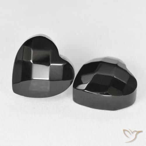 Shop natural 8.69ct Noire Onyx gems, Cœur, from Sri Lanka at GemSelect. In stock, global shipping!