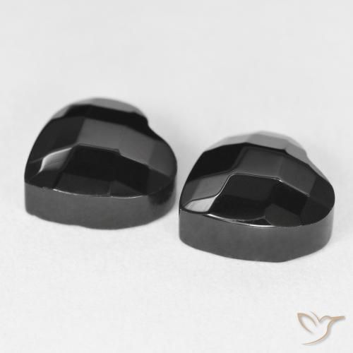 Shop natural 8.69ct Noire Onyx gems, Cœur, from Sri Lanka at GemSelect. In stock, global shipping!