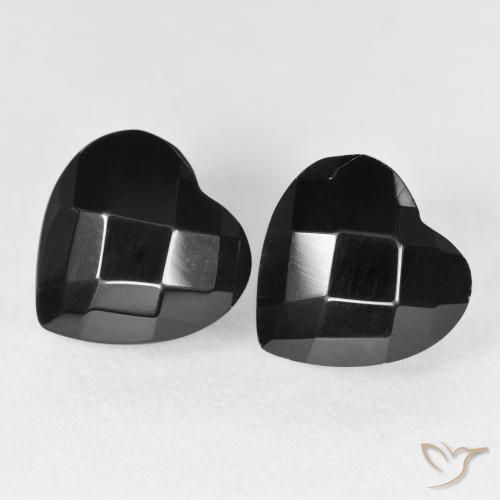 Shop natural 8.57ct Noire Onyx gems, Cœur, from Sri Lanka at GemSelect. In stock, global shipping!