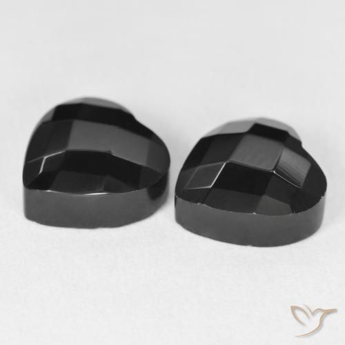 Shop natural 8.57ct Noire Onyx gems, Cœur, from Sri Lanka at GemSelect. In stock, global shipping!