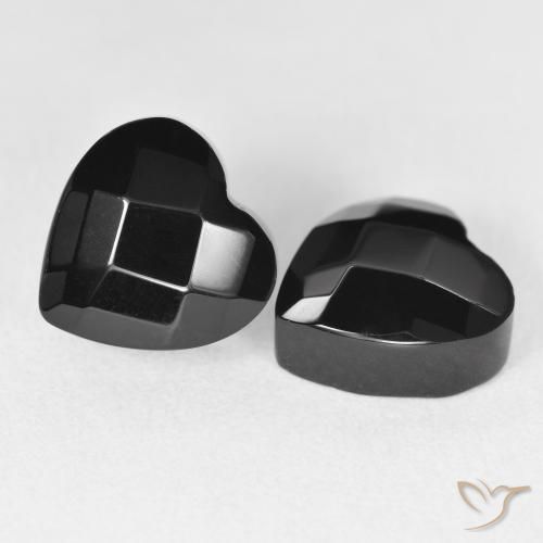 Shop natural 8.43ct Noire Onyx gems, Cœur, from Sri Lanka at GemSelect. In stock, global shipping!