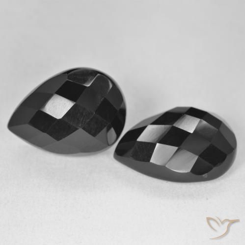 Shop natural 20.03ct Noire Onyx gems, En forme de poire, from Sri Lanka at GemSelect. In stock, global shipping!