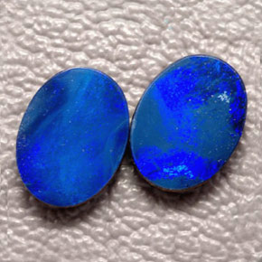 Achetez naturel ct multicolore doublet d'opale gems, coupe ovale, en provenance australie chez gemselect. en stock, livraison internationale!
