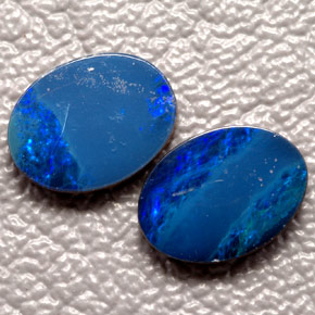 Achetez naturel ct multicolore doublet d'opale gems, coupe ovale, en provenance australie chez gemselect. en stock, livraison internationale!