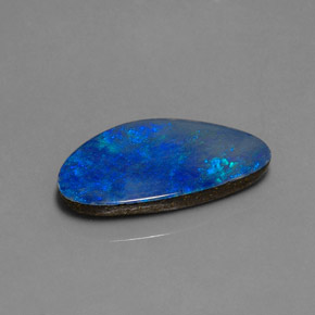 Doublet d'opale multicolore naturelle forme fantaisie, 8,35 ct, opaque