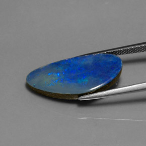 Doublet d'opale multicolore naturelle forme fantaisie, 8,35 ct, opaque