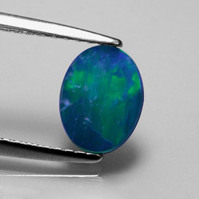 Opale Doublet Multicolore naturelle Coupe ovale, 0.73 ct, Opaque