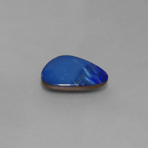 Doublet d'opale multicolore naturelle forme fantaisie, 2,88 ct, opaque
