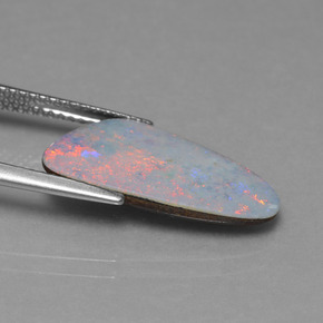 Opale Doublet Multicolore naturelle Forme fantaisie, 3.40 ct, Opaque